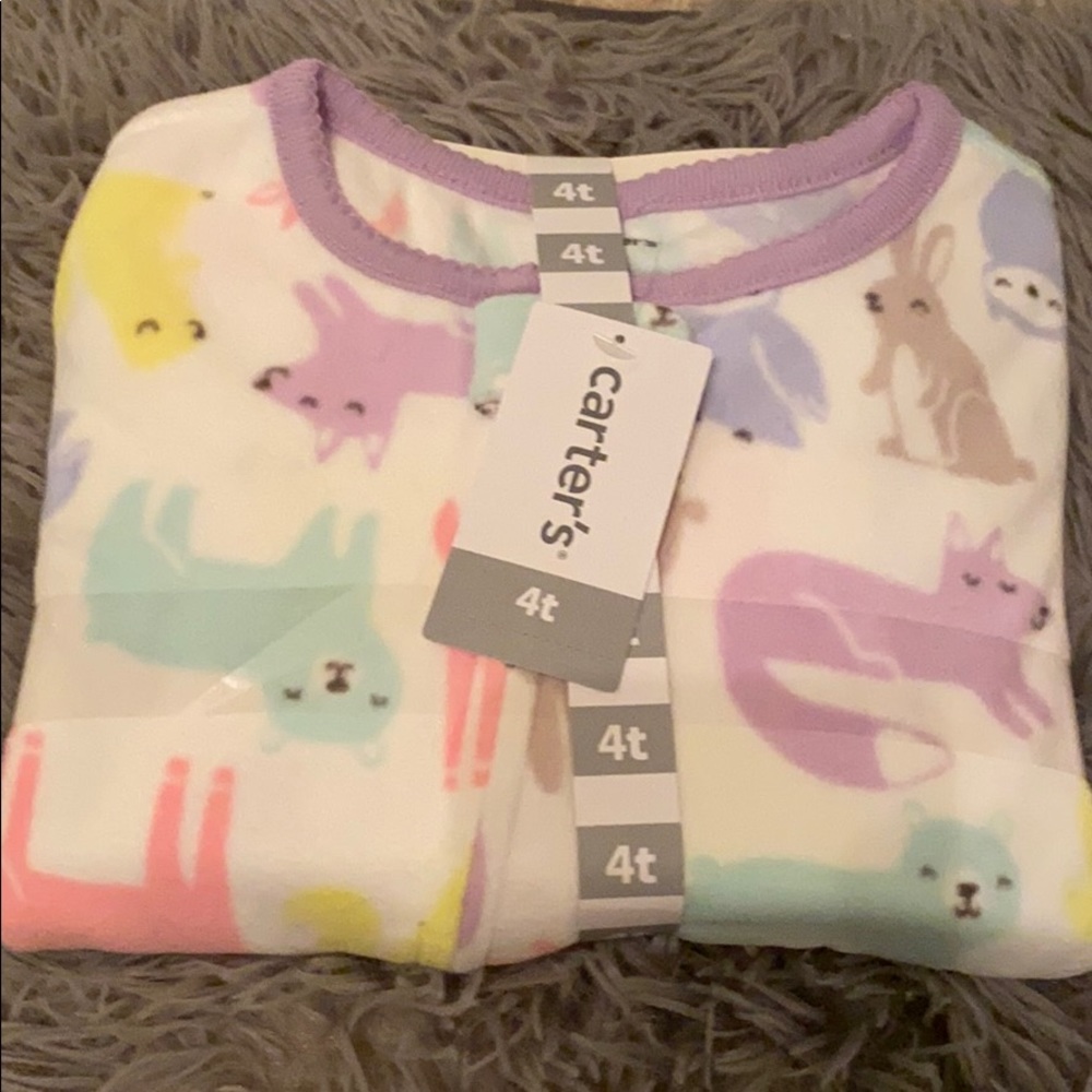 Carter’s NWT 1 pc fleece pj 4T